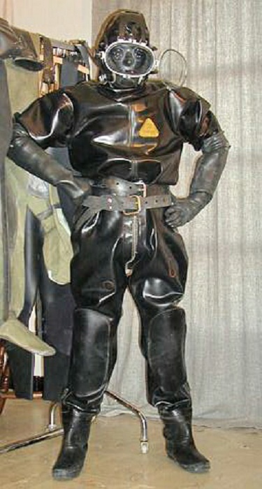 DM-034